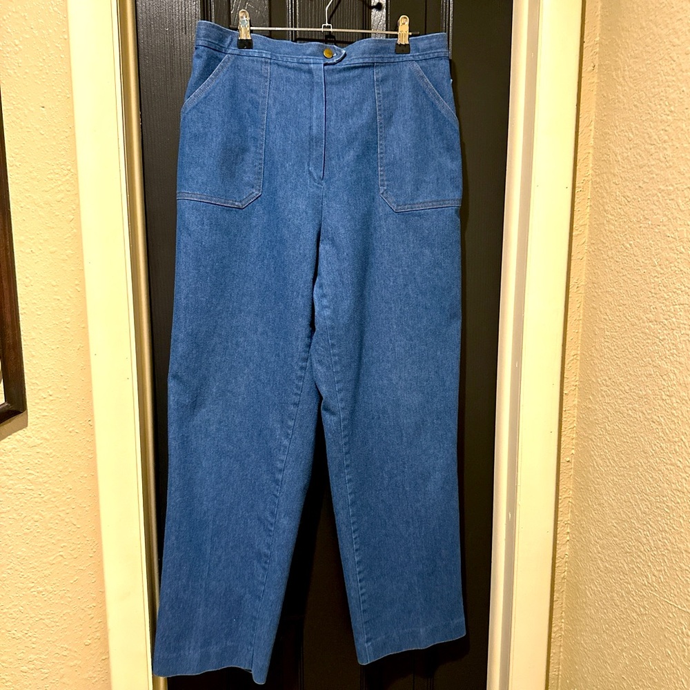 Vintage Napa Valley Jeans, 18 Regular with elastic back.
